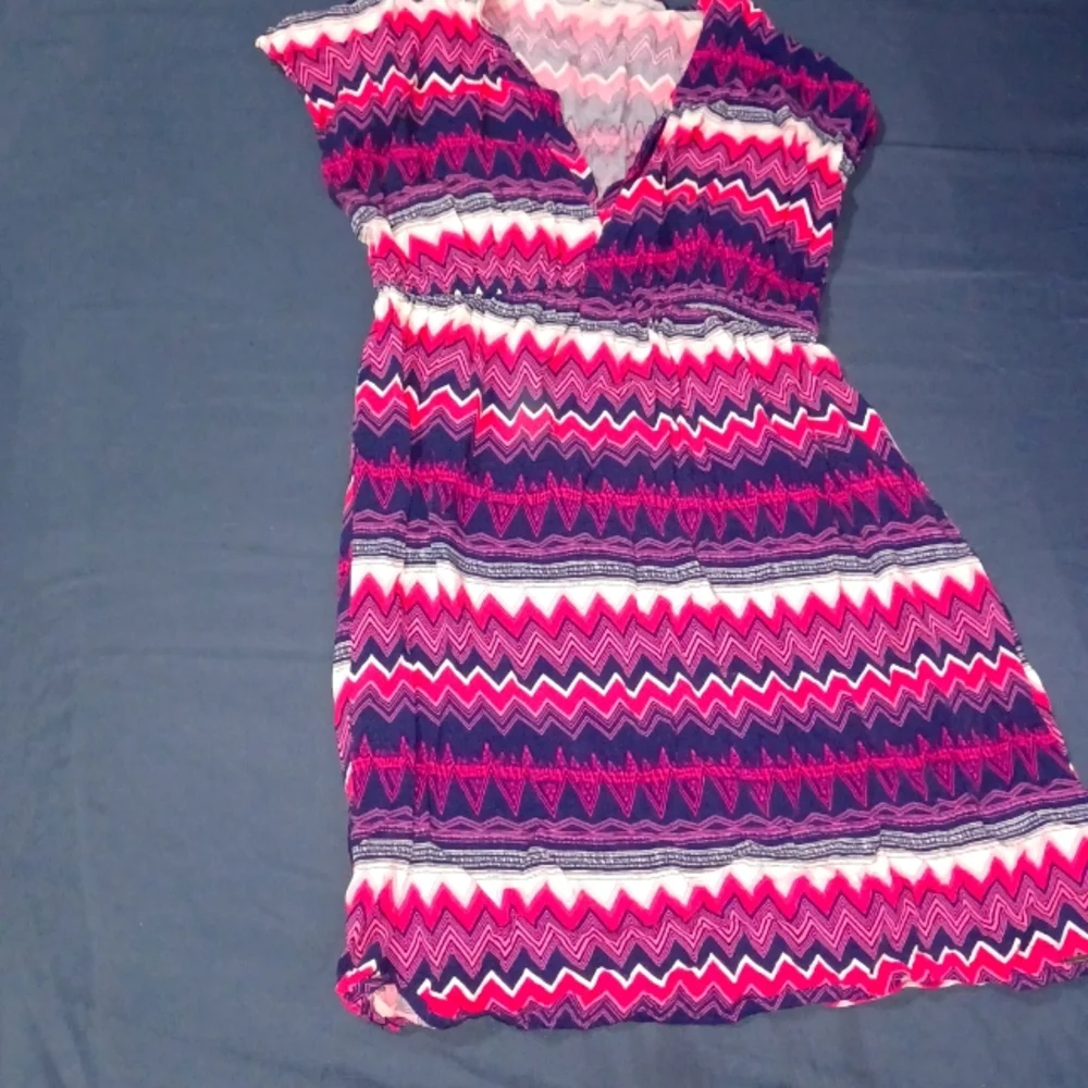 DRESS - Picture 1 of 1